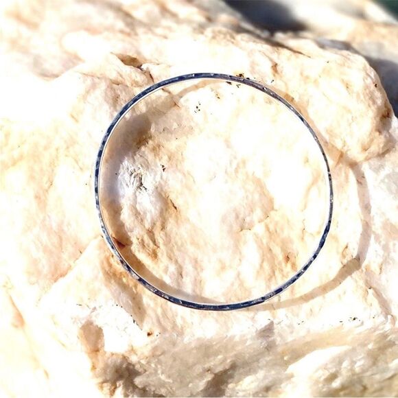 Sterling Silver Textured Bangle Bracelet 12 Gauge NEW - Picture 2 of 7